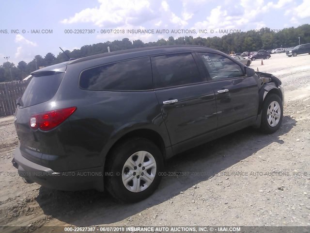 1GNKRFED6BJ219496 - 2011 CHEVROLET TRAVERSE LS GRAY photo 4