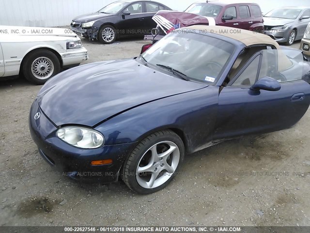 JM1NB353910206925 - 2001 MAZDA MX-5 MIATA LS BLUE photo 2