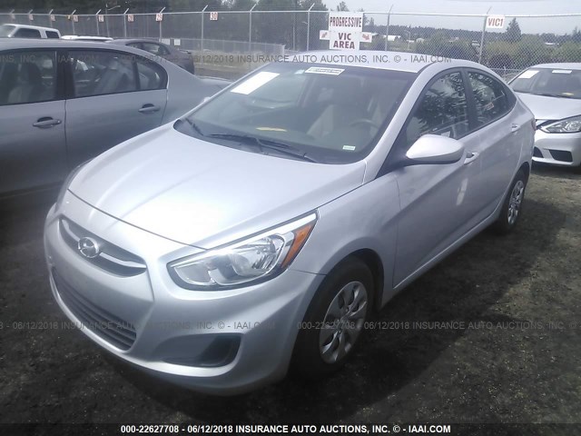 KMHCT4AE5HU207618 - 2017 HYUNDAI ACCENT SE SILVER photo 2