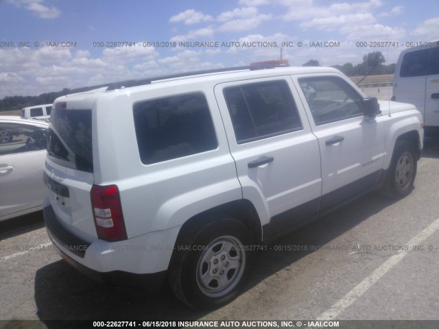 1C4NJPBAXFD335754 - 2015 JEEP PATRIOT SPORT WHITE photo 4