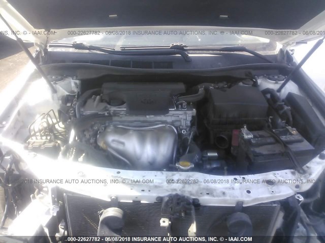 4T1BF1FK9FU890971 - 2015 TOYOTA CAMRY LE/XLE/SE/XSE WHITE photo 10