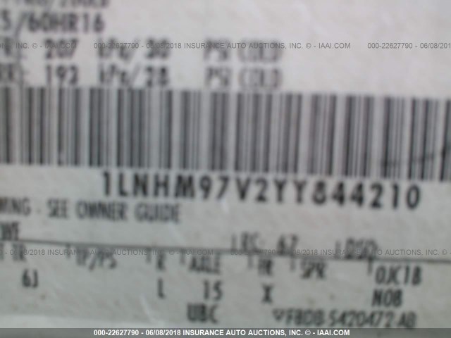 1LNHM97V2YY844210 - 2000 LINCOLN CONTINENTAL  Kremowy zdjęcie 9