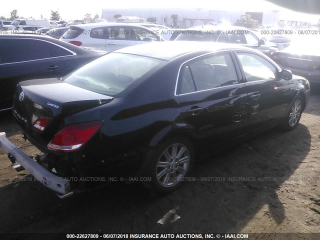 4T1BK36B55U005073 - 2005 TOYOTA AVALON XL/XLS/TOURING/LIMITED BLACK photo 4