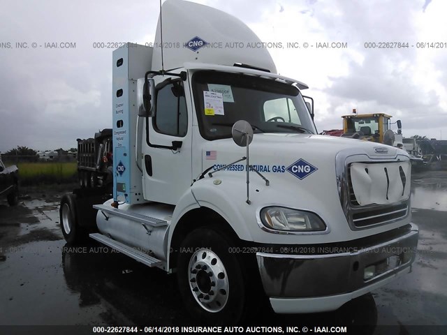 1FUBC5DX2DHFA2012 - 2013 FREIGHTLINER M2 112 MEDIUM DUTY WHITE photo 1