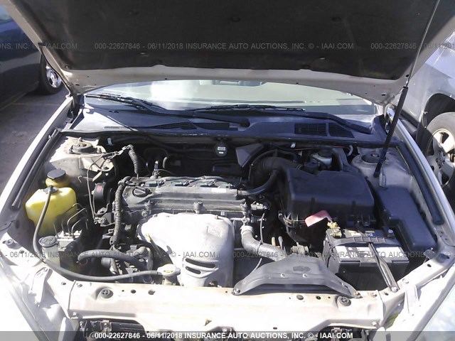 JTDBE32K820042123 - 2002 TOYOTA CAMRY LE/XLE/SE Qızıl foto 10