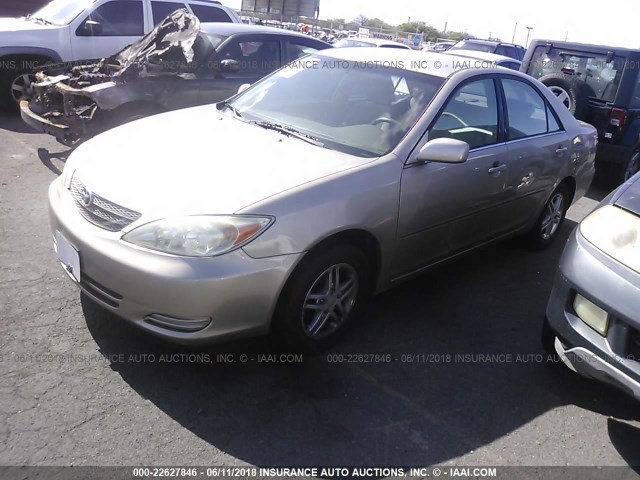 JTDBE32K820042123 - 2002 TOYOTA CAMRY LE/XLE/SE Qızıl foto 2