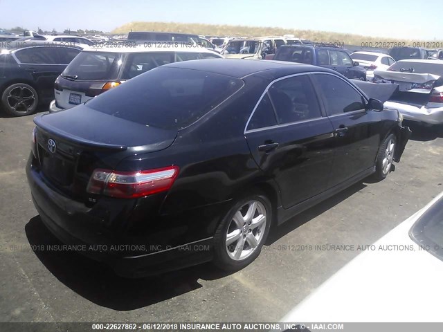 4T1BK46K87U023009 - 2007 TOYOTA CAMRY NEW GENERAT LE/XLE/SE BLACK photo 4