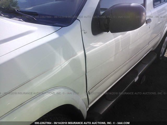 JN8DR09X62W664878 - 2002 NISSAN PATHFINDER LE/SE WHITE photo 6