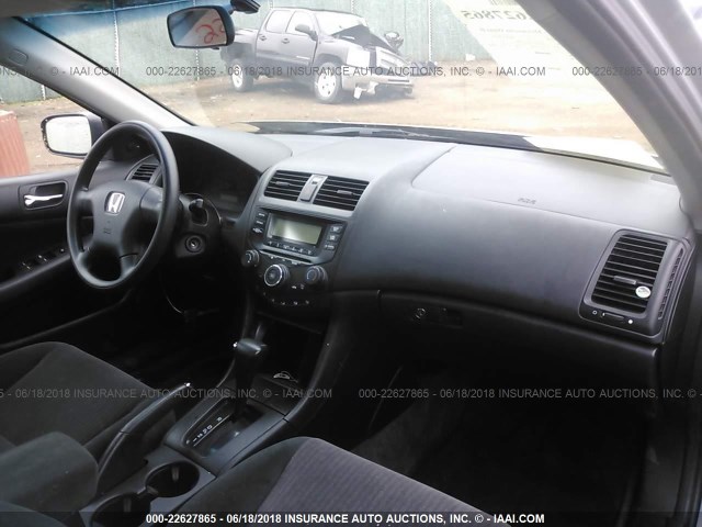 1HGCM56115A147204 - 2005 HONDA ACCORD DX SILVER photo 5