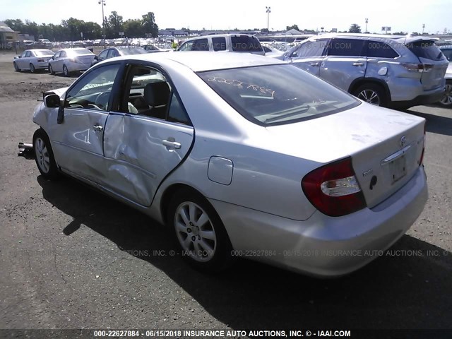 4T1BF30K83U052804 - 2003 TOYOTA CAMRY LE/XLE/SE 银色 照片 3