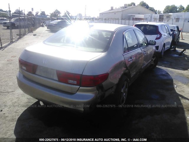 JHMCN36465C015214 - 2005 HONDA ACCORD HYBRID GOLD photo 4