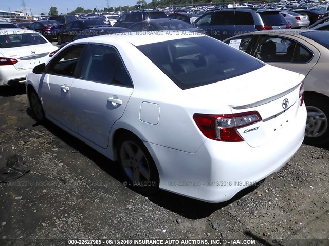 4T1BF1FK8DU679824 - 2013 TOYOTA CAMRY L/SE/LE/XLE Ağ foto 3