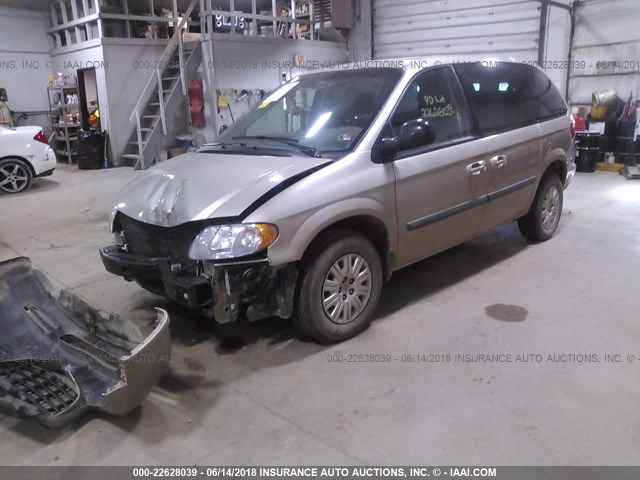 1C4GP45R05B431572 - 2005 CHRYSLER TOWN & COUNTRY  TAN photo 2