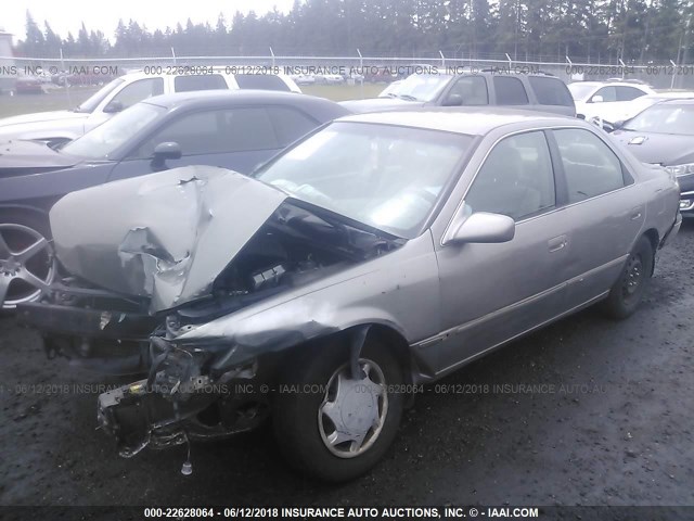 4T1BG22K8XU599923 - 1999 TOYOTA CAMRY CE/LE/XLE GRAY photo 2