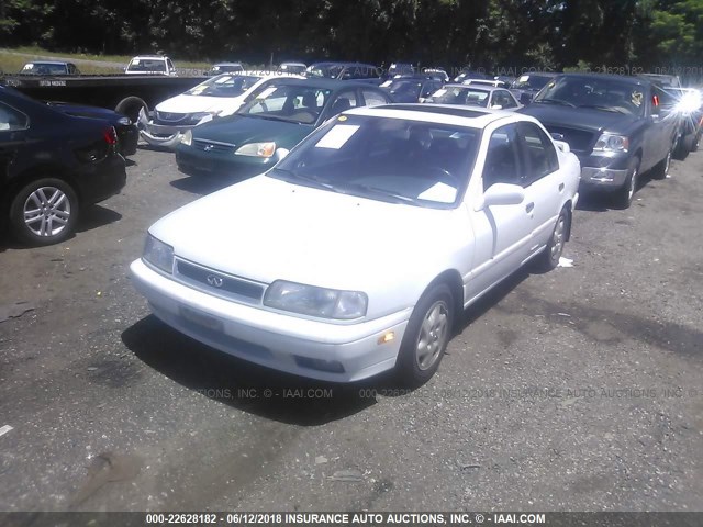 JNKCP01D9TT540040 - 1996 INFINITI G20 WHITE photo 2