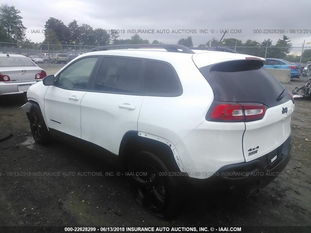 1C4PJMCB6JD546327 - 2018 JEEP CHEROKEE LATITUDE WHITE photo 3