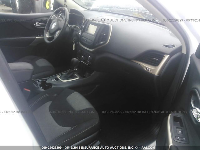 1C4PJMCB6JD546327 - 2018 JEEP CHEROKEE LATITUDE Ağ foto 5