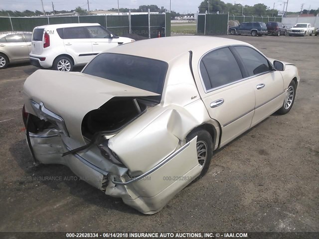 1LNHM83W01Y674024 - 2001 LINCOLN TOWN CAR CARTIER GOLD photo 4