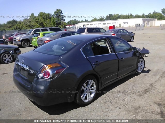 1N4BL2AP9BN497875 - 2011 NISSAN ALTIMA SR GRAY photo 4