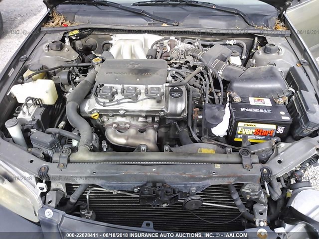 JT2BF22K8X0187296 - 1999 TOYOTA CAMRY LE/XLE Ոսկեգույն լուսանկար 10