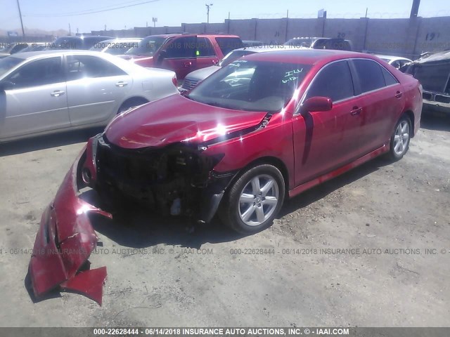 4T1BK46K77U003933 - 2007 TOYOTA CAMRY NEW GENERAT LE/XLE/SE RED photo 2