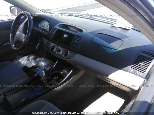 4T1BE32K03U671347 - 2003 TOYOTA CAMRY LE/XLE/SE Mavi foto 5