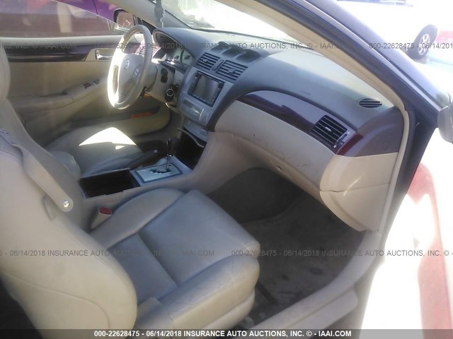 4T1FA38P54U032222 - 2004 TOYOTA CAMRY SOLARA SE/SLE შავი ფოტო 5