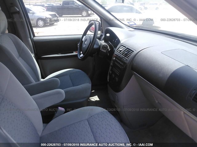 1GNDV23W48D209476 - 2008 CHEVROLET UPLANDER LS WHITE photo 5