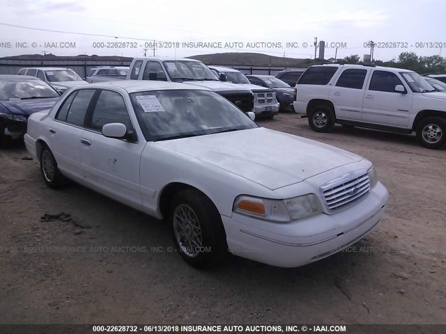 2FAFP73W02X103783 - 2002 FORD CROWN VICTORIA  WHITE photo 1