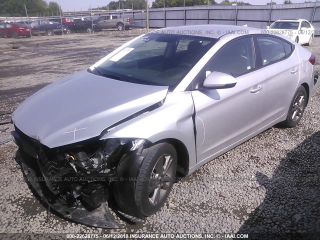 5NPD84LF4JH233482 - 2018 HYUNDAI ELANTRA SEL/VALUE/LIMITED SILVER photo 2