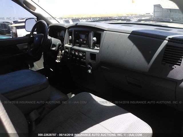 3D7KS28A88G249929 - 2008 DODGE RAM 2500 ST/SLT 白色 照片 5