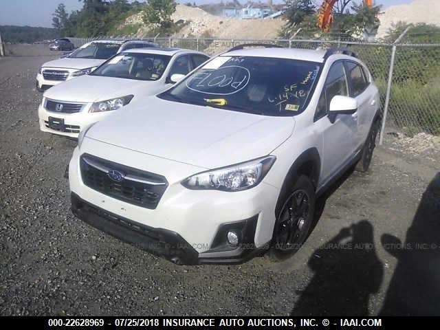 JF2GTABC5JH299492 - 2018 SUBARU CROSSTREK PREMIUM WHITE photo 2