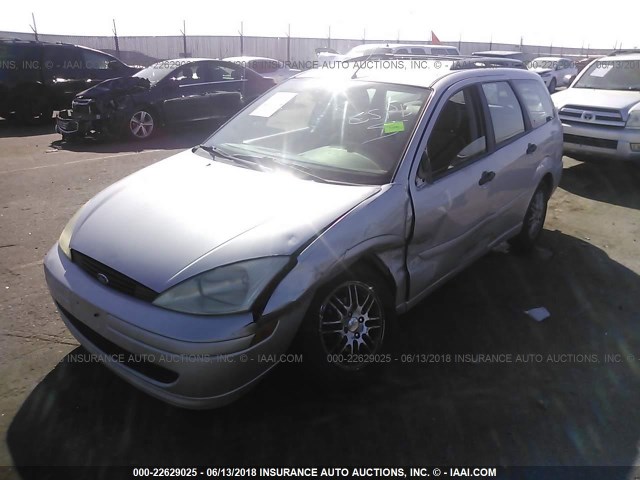 1FAFP36312W168602 - 2002 FORD FOCUS SE/SE COMFORT/ZTW/SE SPRT SILVER photo 2