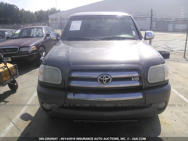 5TBET34176S552143 - 2006 TOYOTA TUNDRA DOUBLE CAB SR5 GRAY photo 6