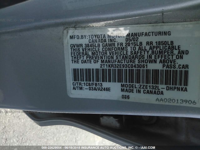 2T1KR32E93C043061 - 2003 TOYOTA COROLLA MATRIX XR SILVER photo 9