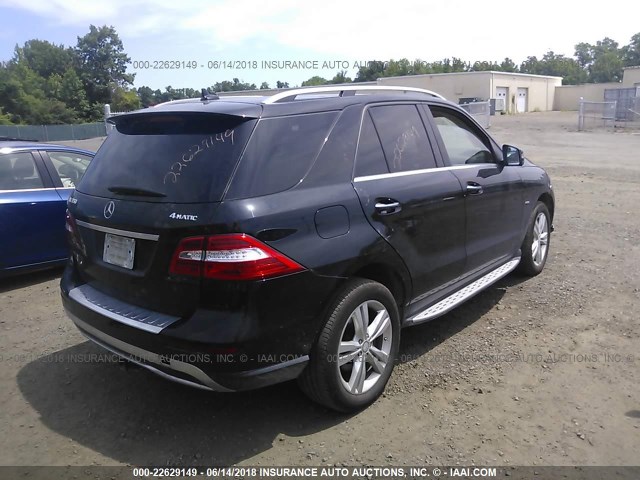 4JGDA5HB4CA004435 - 2012 MERCEDES-BENZ ML 350 4MATIC BLACK photo 4