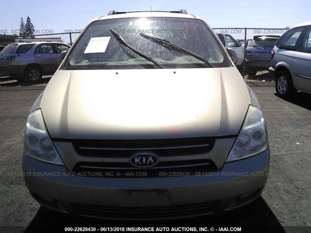 KNDMB233576113091 - 2007 KIA SEDONA EX/LX GOLD photo 6