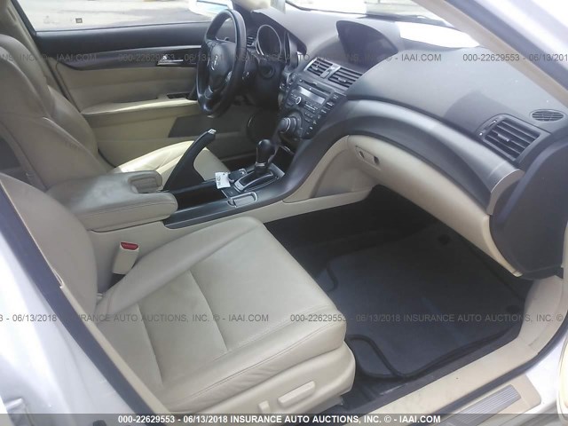 19UUA8F55DA009312 - 2013 ACURA TL TECH WHITE photo 5