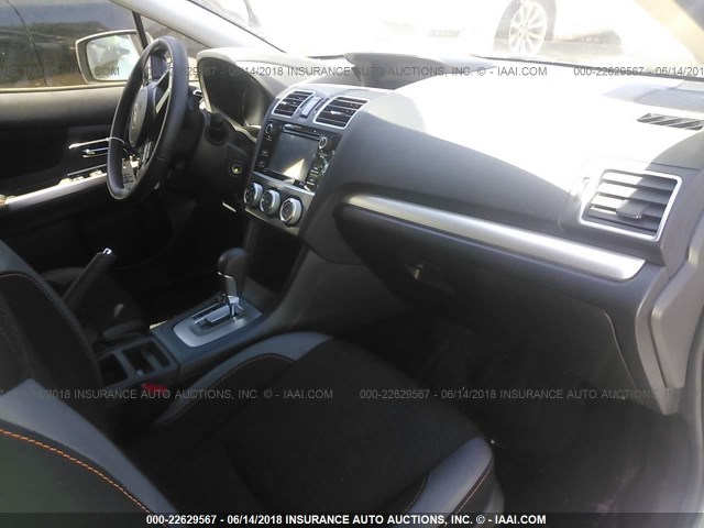 JF2GPABC4G8240916 - 2016 SUBARU CROSSTREK PREMIUM Күміс фото 5