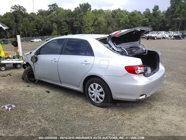 2T1BU4EE7BC693635 - 2011 TOYOTA COROLLA S/LE SILVER photo 3