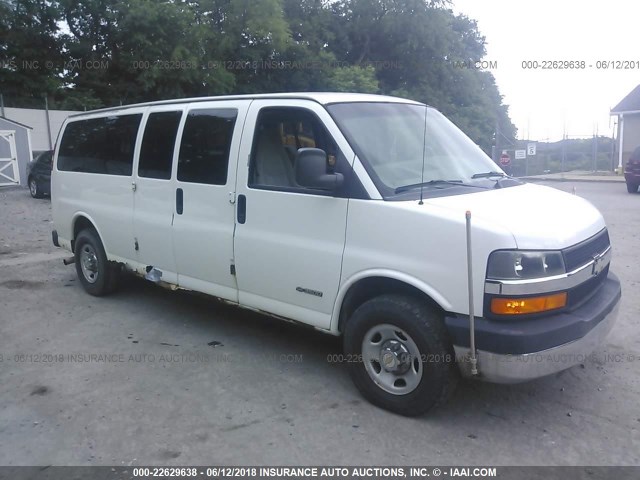 1GAHG39U331201727 - 2003 CHEVROLET EXPRESS G3500  WHITE photo 1