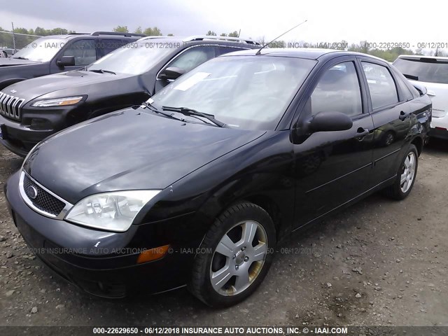 1FAHP34N87W194425 - 2007 FORD FOCUS ZX4/S/SE/SES 黑色 照片 2