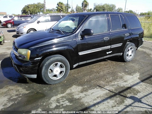 1GNDS13S722430699 - 2002 CHEVROLET TRAILBLAZER  BLACK photo 2