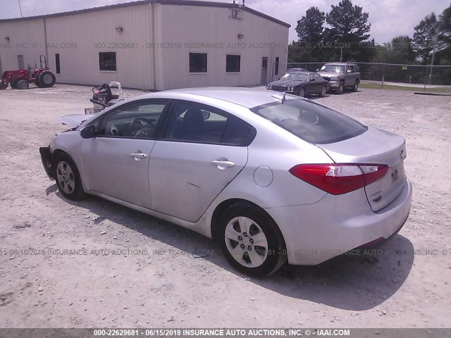 KNAFK4A60F5330986 - 2015 KIA FORTE LX SILVER photo 3