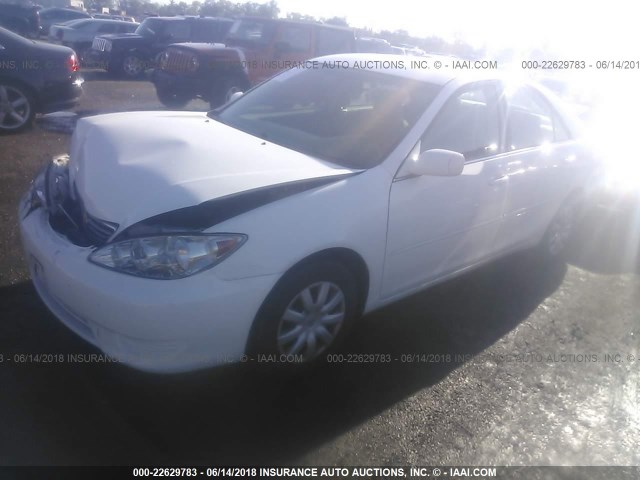 4T1BE32K56U659652 - 2006 TOYOTA CAMRY LE/XLE/SE თეთრი ფოტო 2
