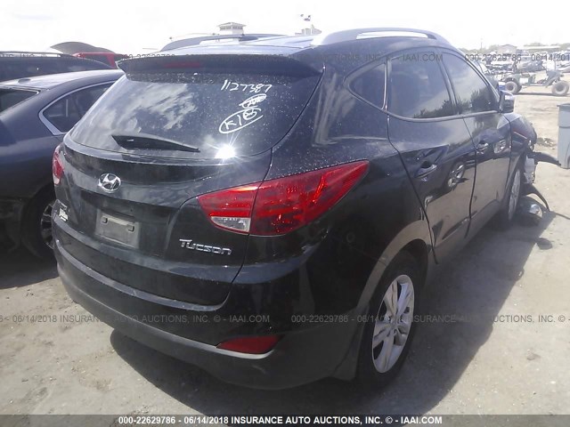 KM8JU3AC0DU560789 - 2013 HYUNDAI TUCSON GLS/LIMITED BLACK photo 4