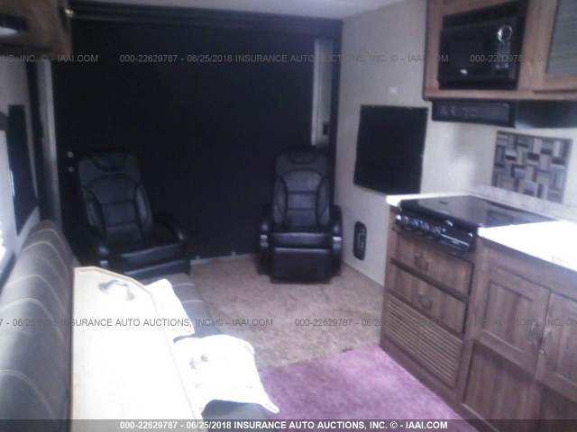 4X4TWPA29JB018095 - 2018 FOREST RIVER RIVER  未知 照片 8