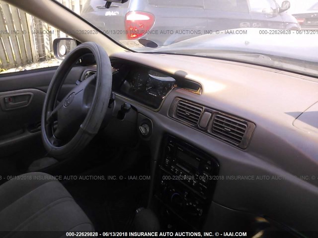 4T1BG22K9XU893928 - 1999 TOYOTA CAMRY CE/LE/XLE BLUE photo 5