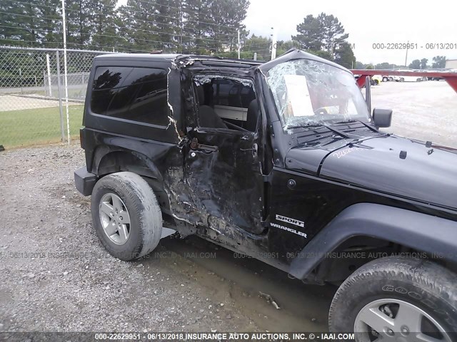 1C4AJWAG8FL712795 - 2015 JEEP WRANGLER SPORT BLACK photo 6