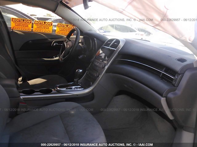 1G11B5SA6DF217825 - 2013 CHEVROLET MALIBU LS GRAY photo 5